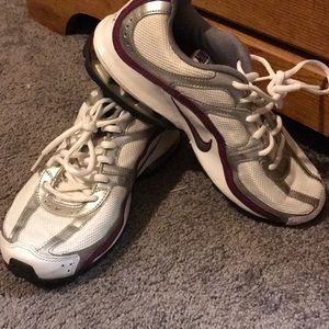 NikeREAX tennis shoes